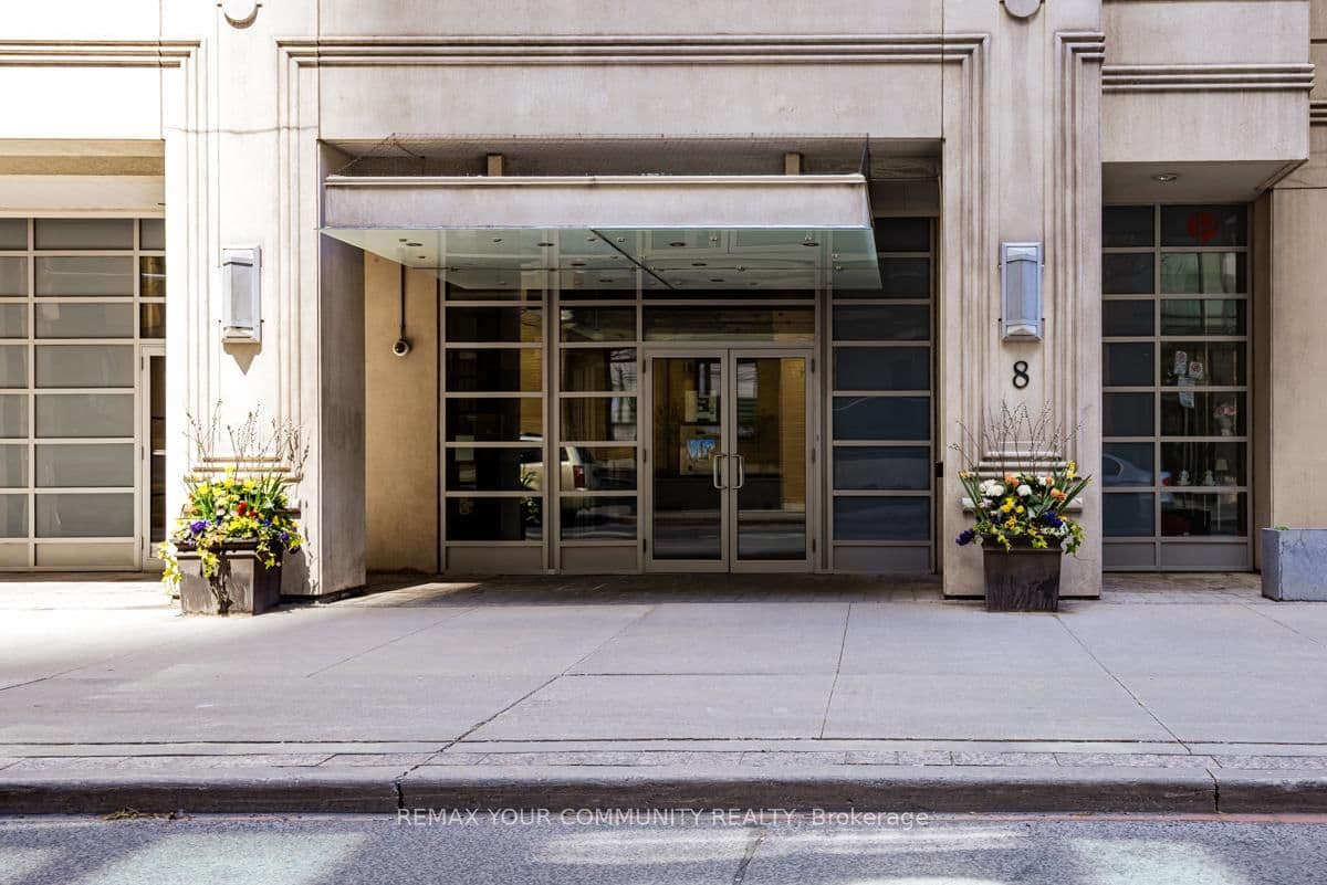 #1108 - 8 Scollard Street