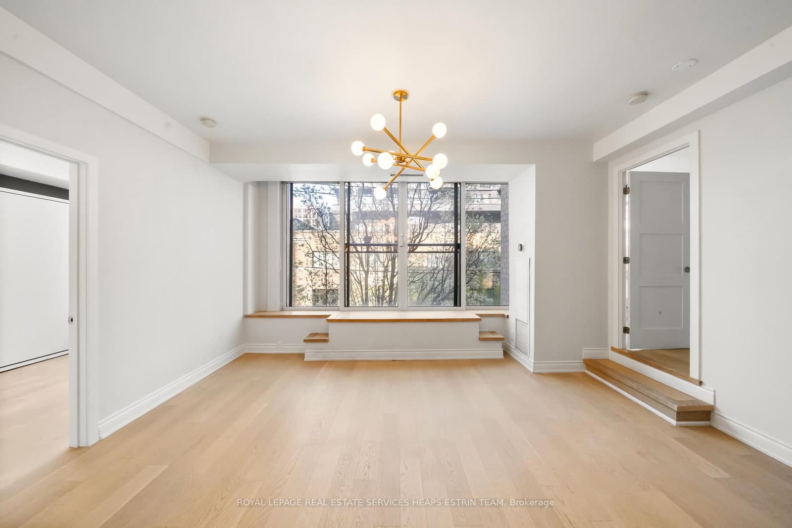 #303 - 50 Camden Street