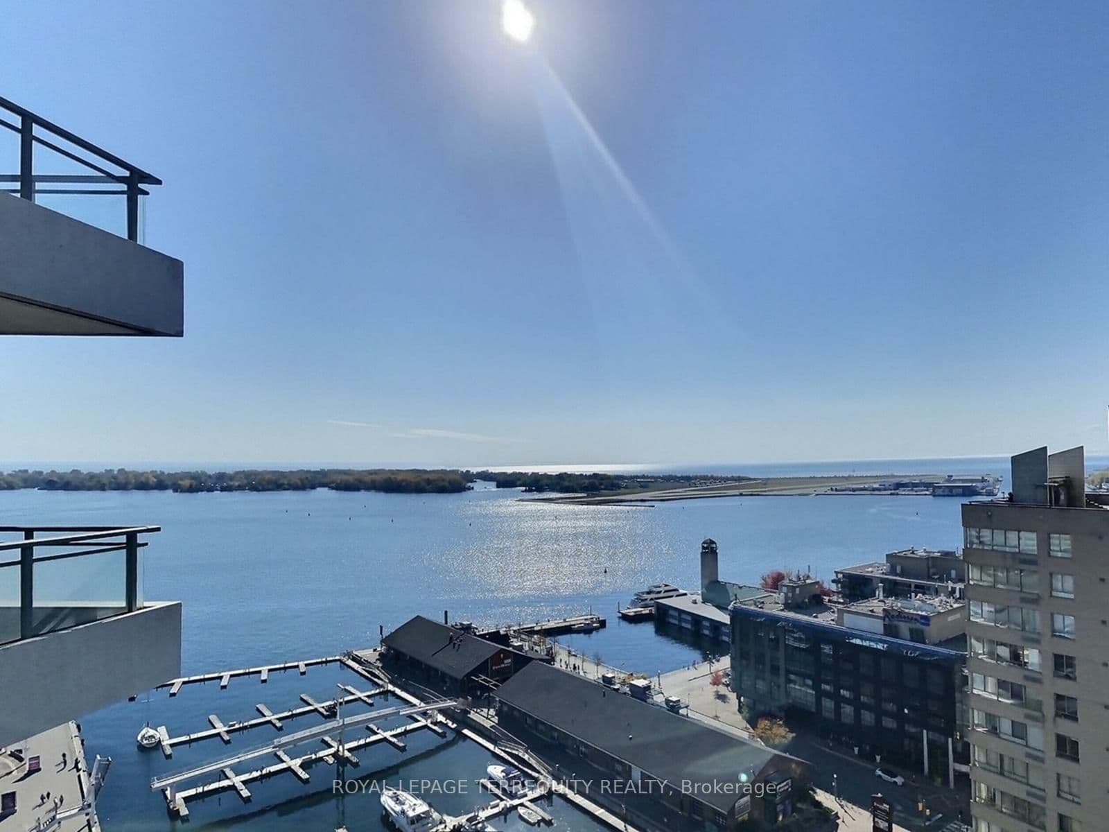 #2322 - 230 Queens Quay W