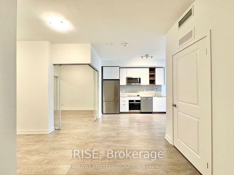 543 Richmond Street W, Unit 408 thumbnail 12