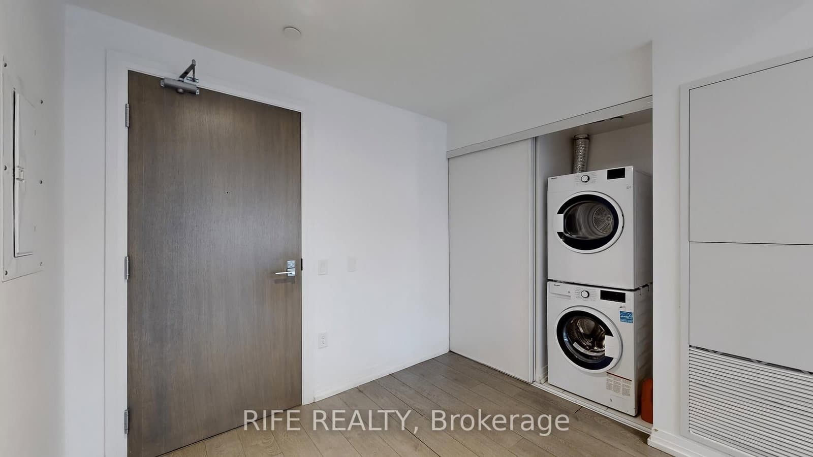 251 Jarvis Street, Unit 830 thumbnail 25