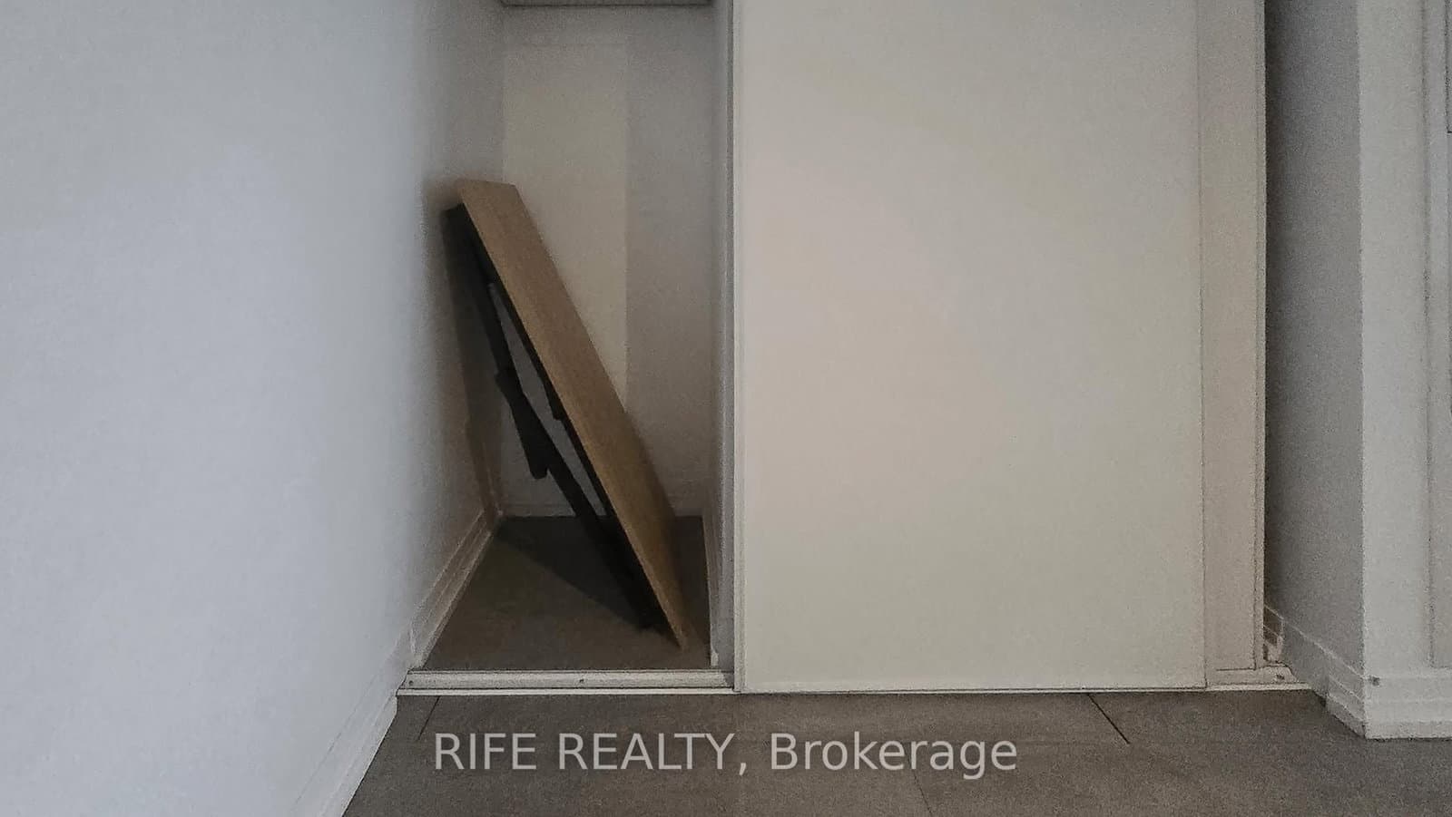 251 Jarvis Street, Unit 830 thumbnail 27