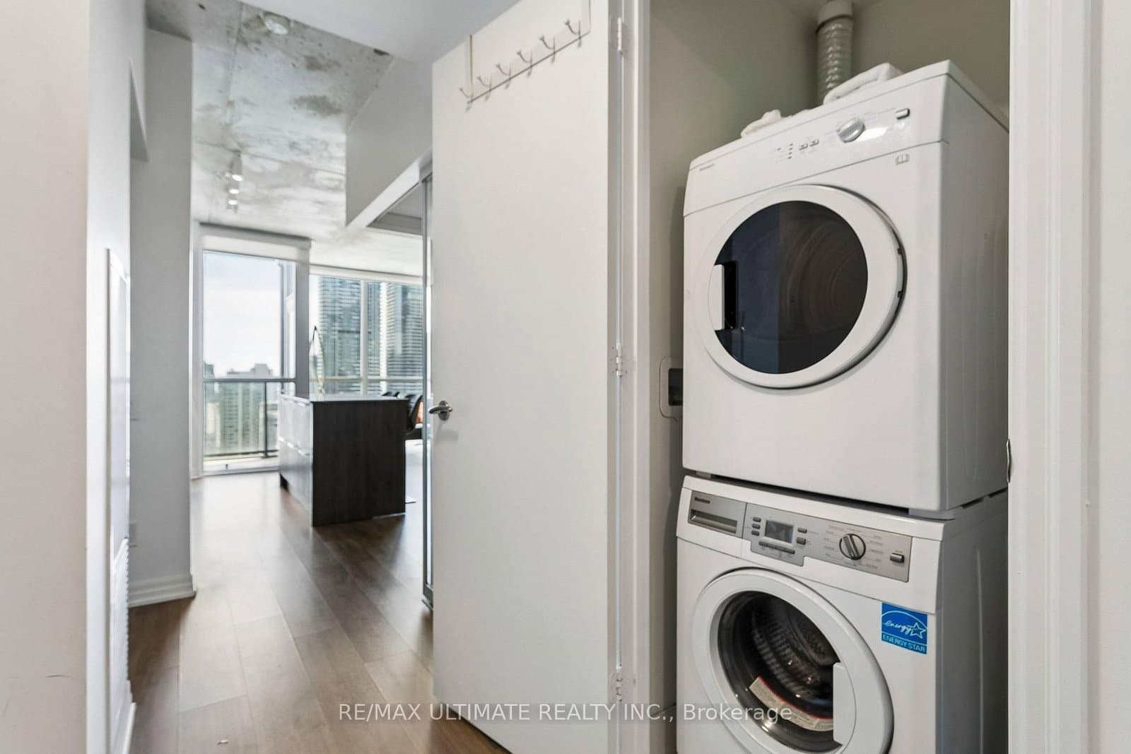 88 Blue Jays Way, Unit 3007 thumbnail 23