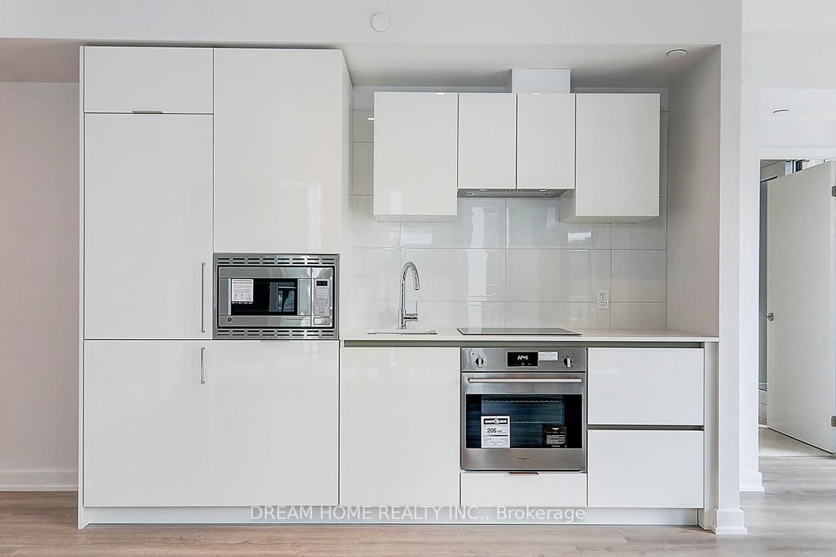 238 Simcoe Street, Unit 1608 thumbnail 19