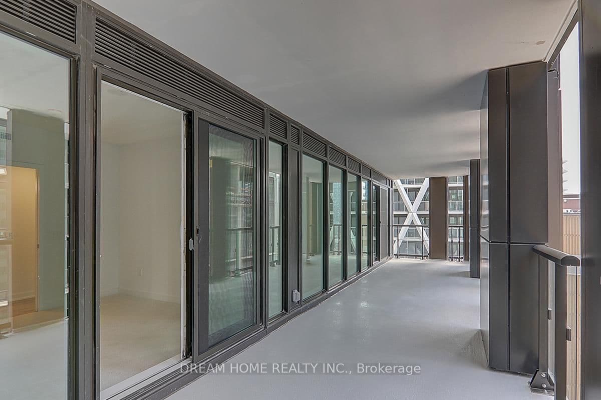 238 Simcoe Street, Unit 1608 thumbnail 37
