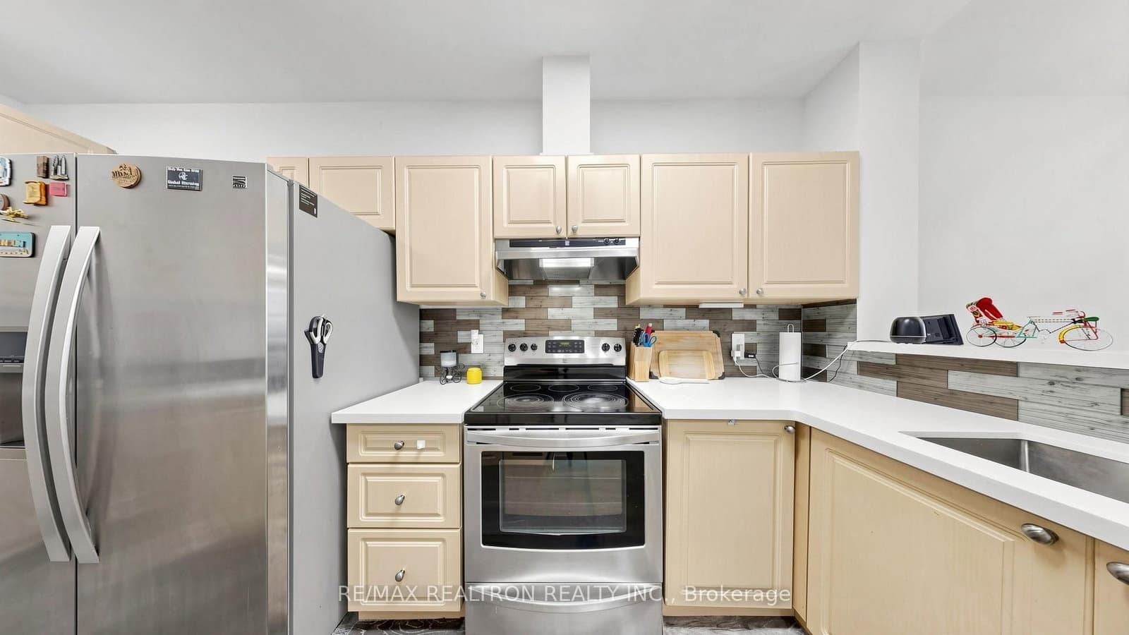 10 Gateway Boulevard, Unit 616 thumbnail 25