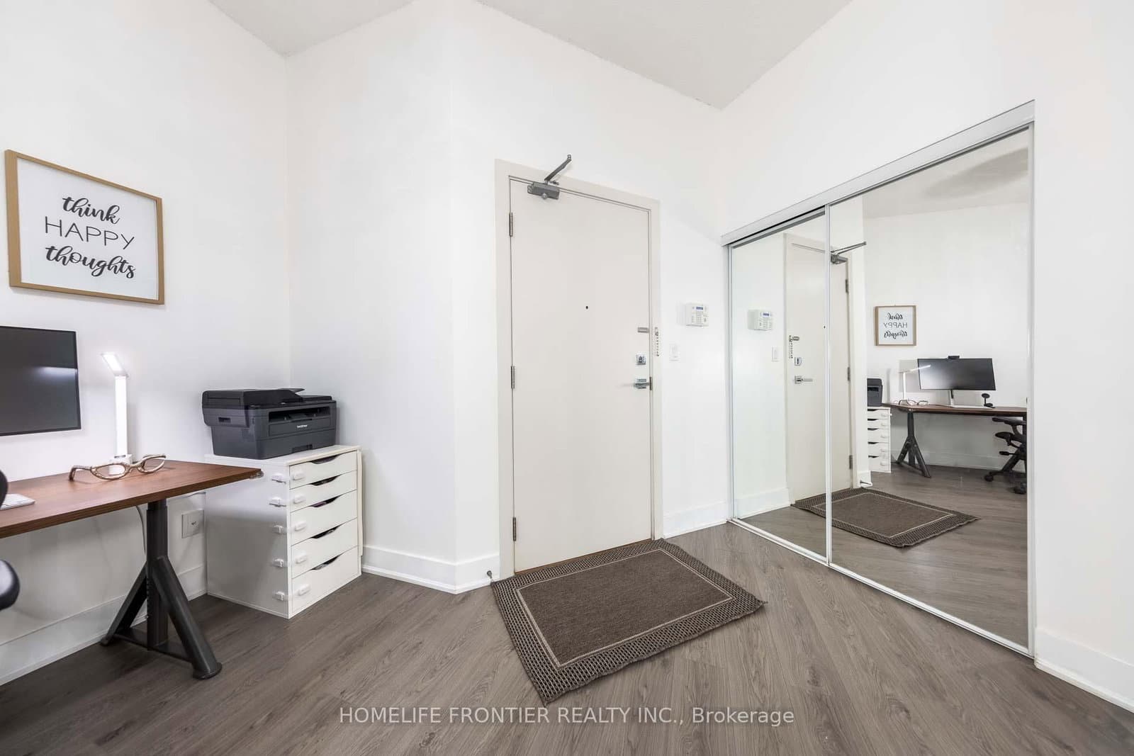 99 The Donway W, Unit 222 thumbnail 2
