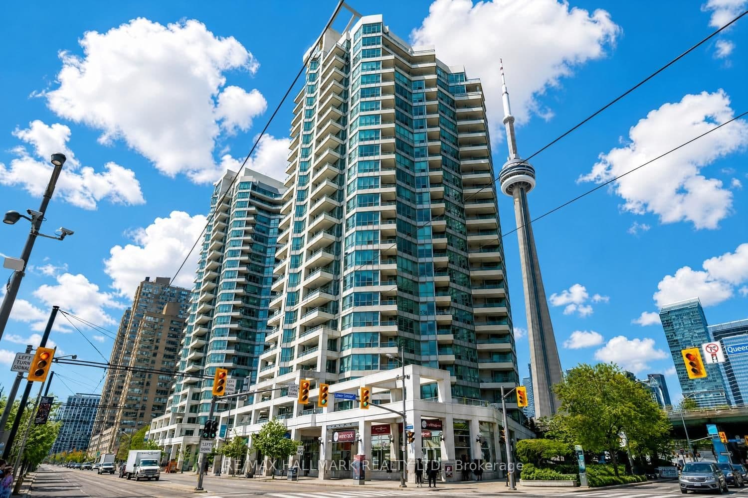 #1119 - 230 Queens Quay W