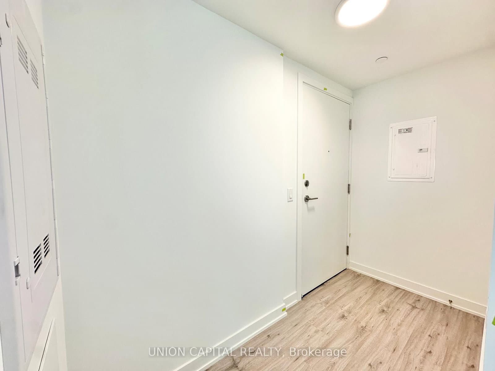 252 Church Street, Unit 5511 thumbnail 4