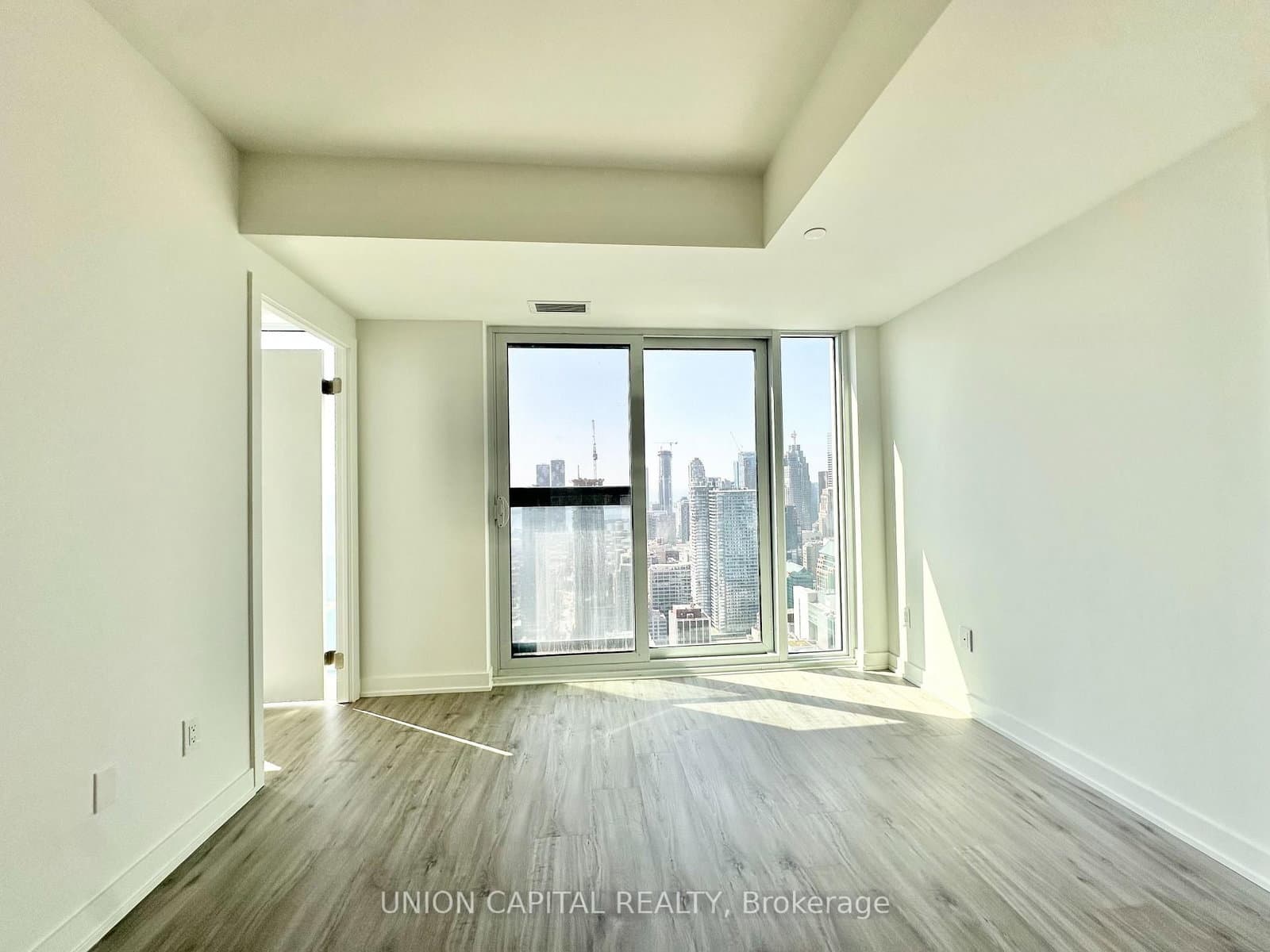 252 Church Street, Unit 5511 thumbnail 8