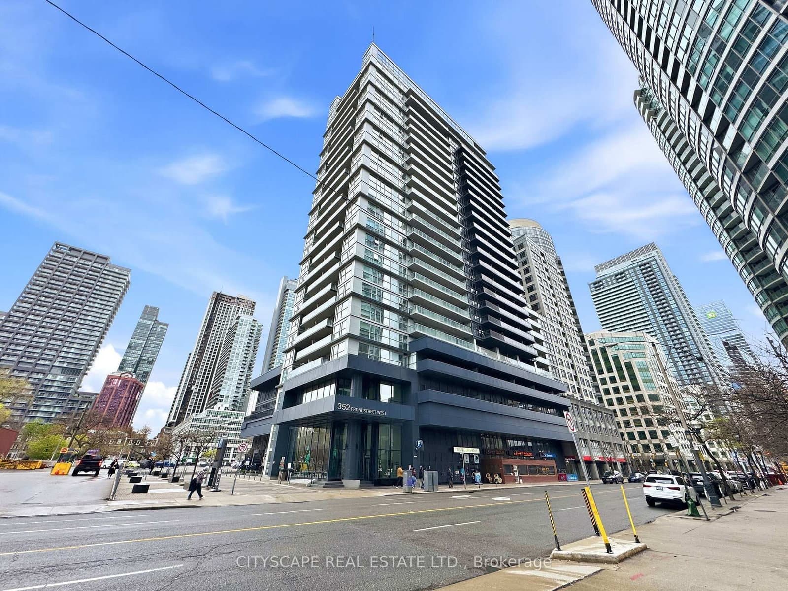 #308 - 352 Front Street