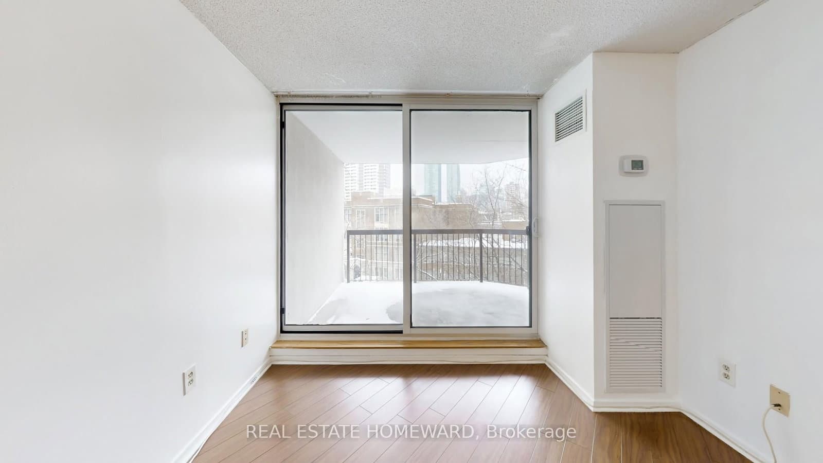 77 Maitland Place, Unit 623 thumbnail 10