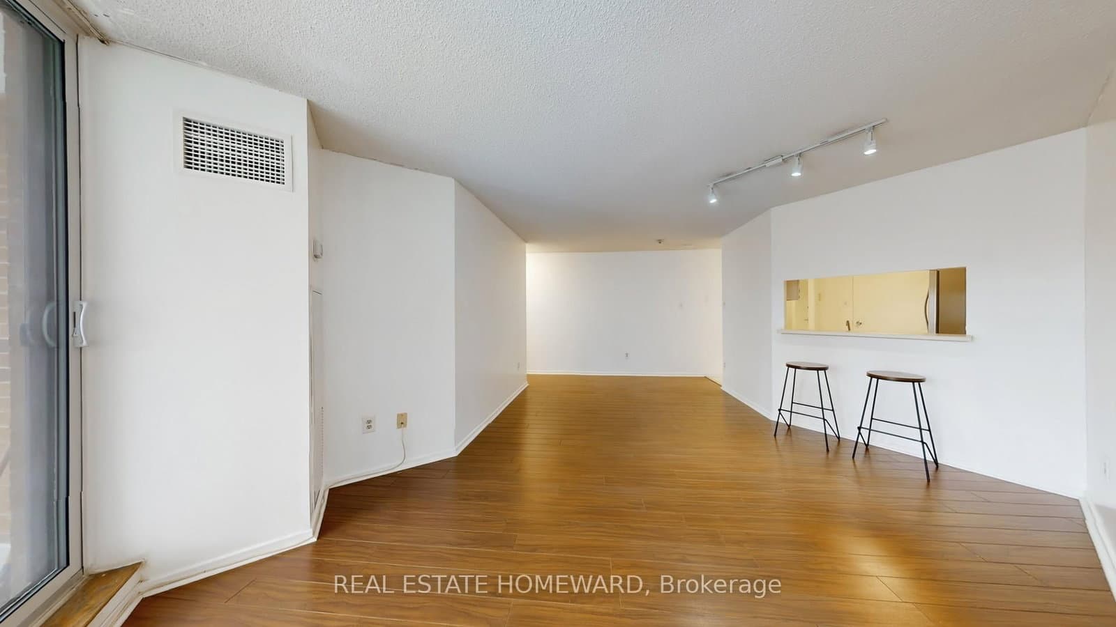 77 Maitland Place, Unit 623 thumbnail 12