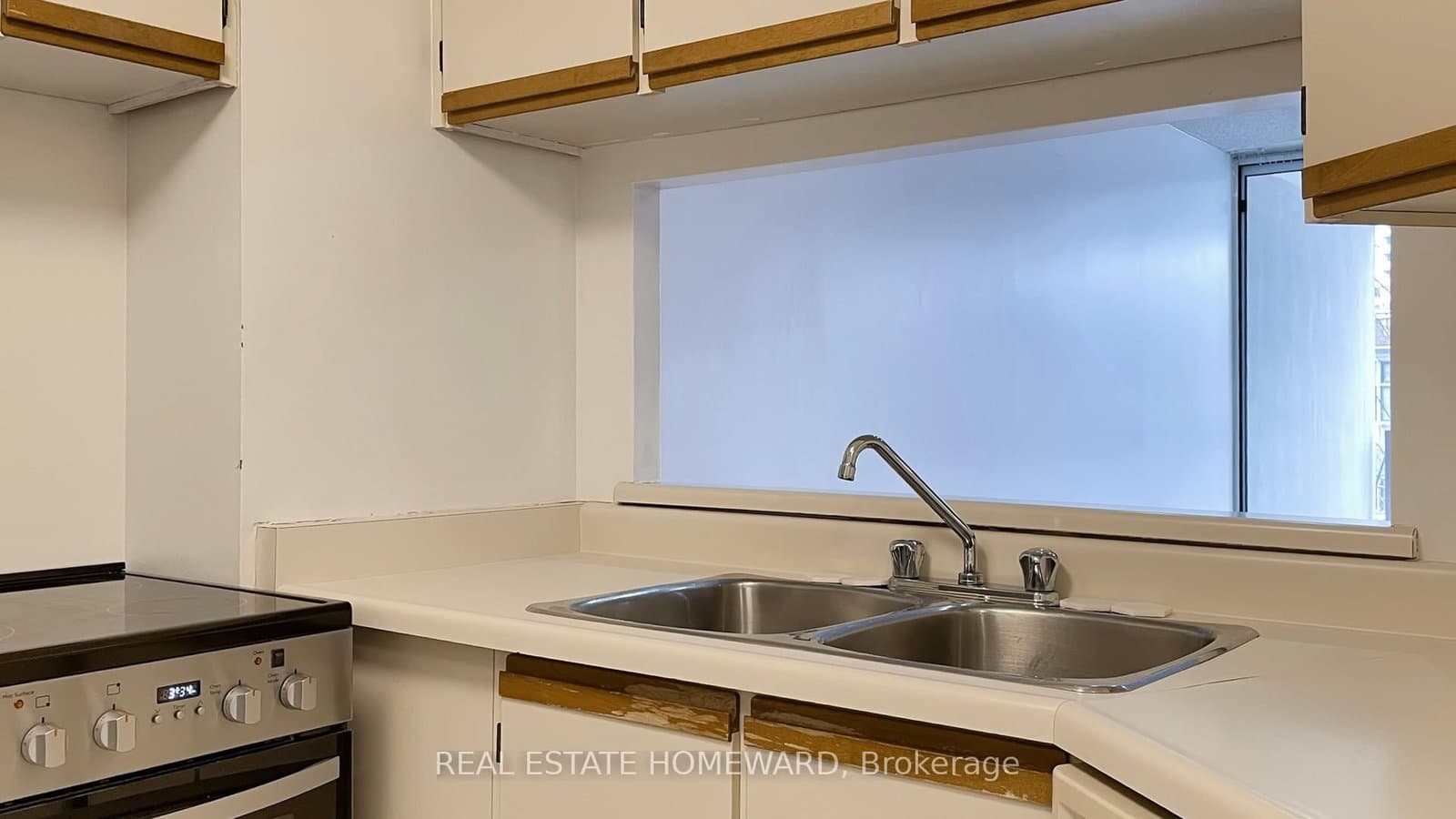 77 Maitland Place, Unit 623 thumbnail 15