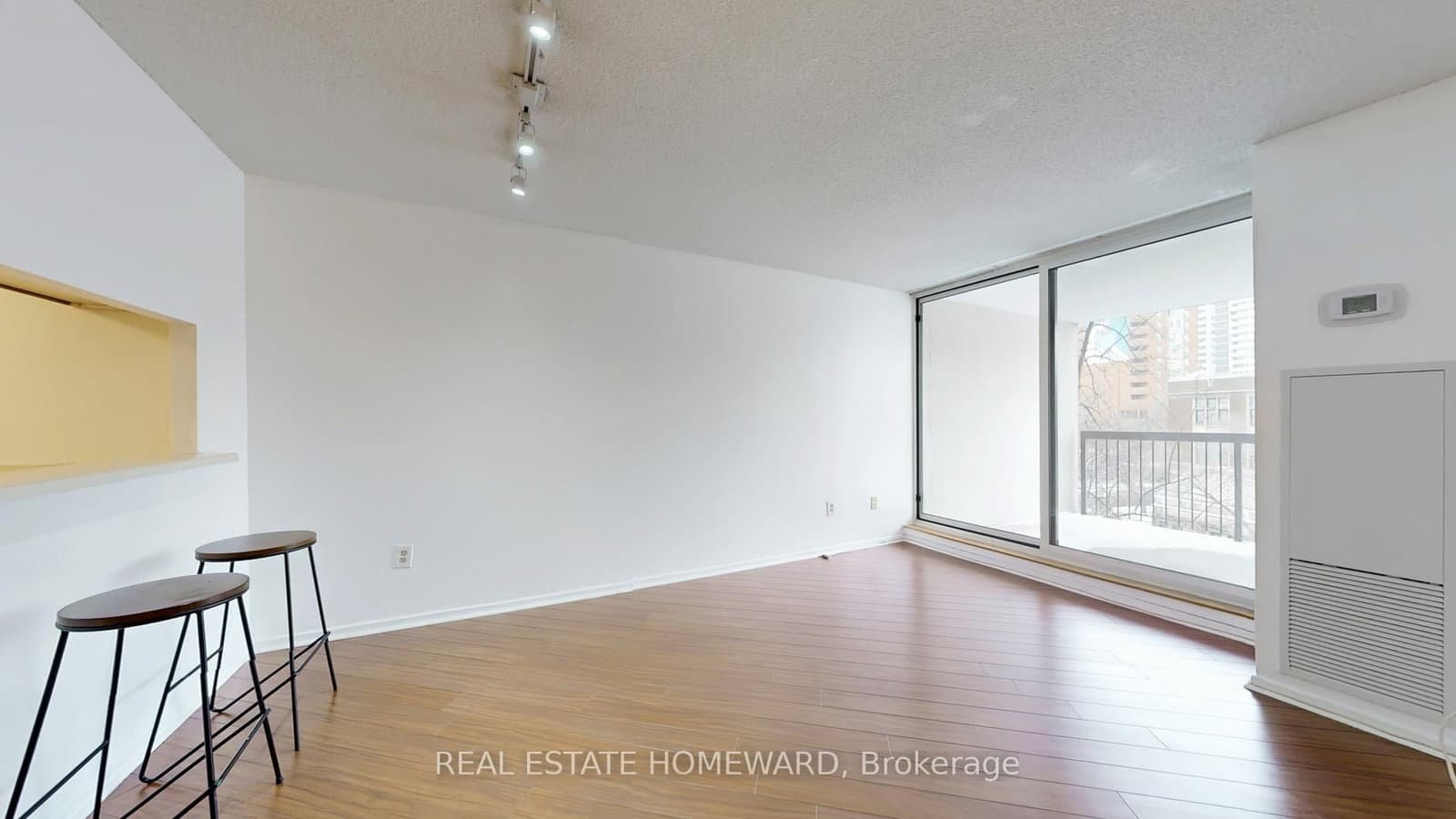 77 Maitland Place, Unit 623 thumbnail 9