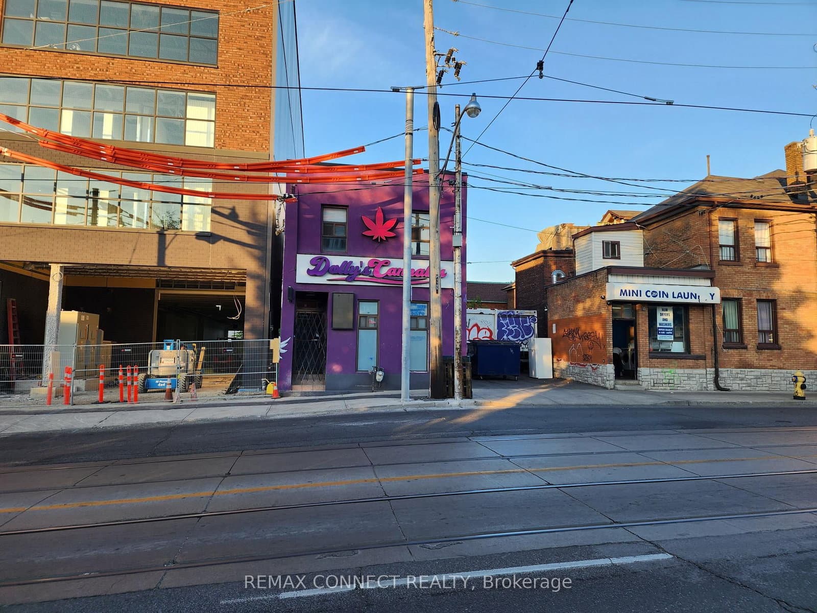 1105 Bathurst Street thumbnail 2