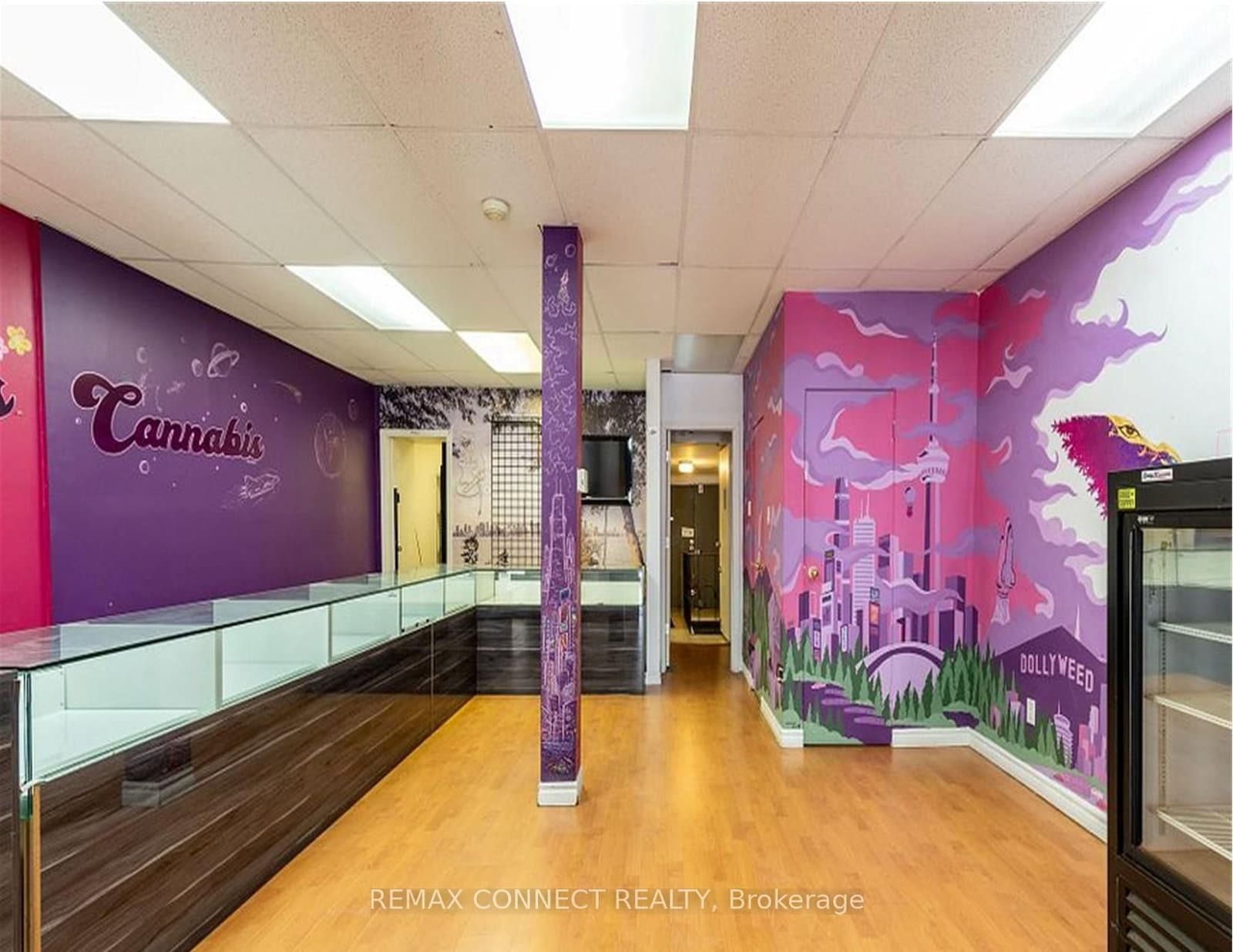1105 Bathurst Street thumbnail 5