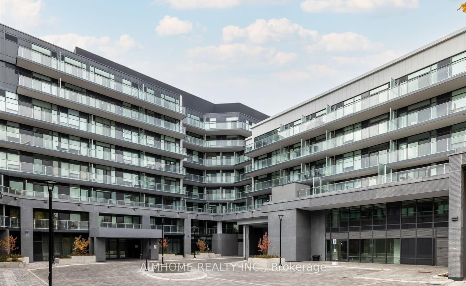 621 Sheppard Avenue E, Unit 118