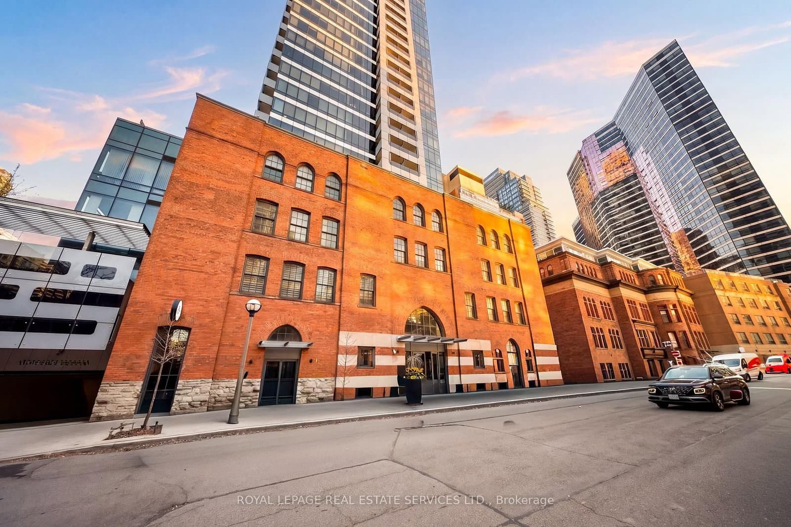 5 st joseph Street, Unit 208 thumbnail 16