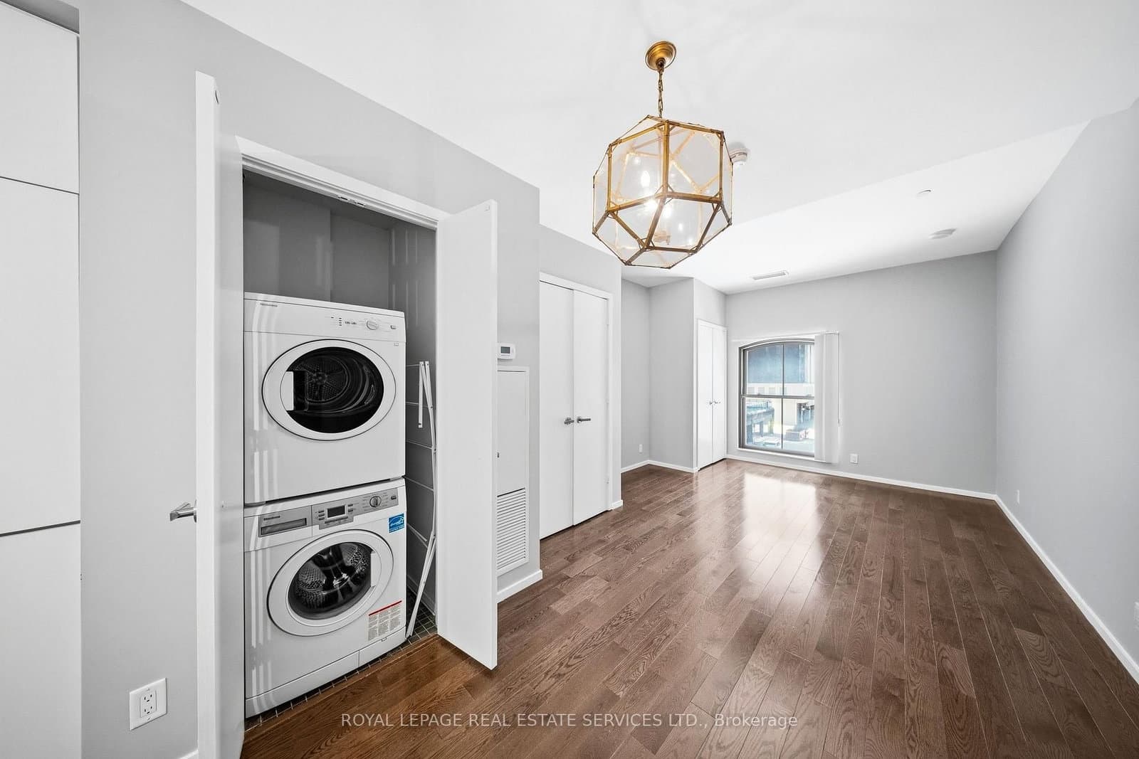 5 st joseph Street, Unit 208 thumbnail 7