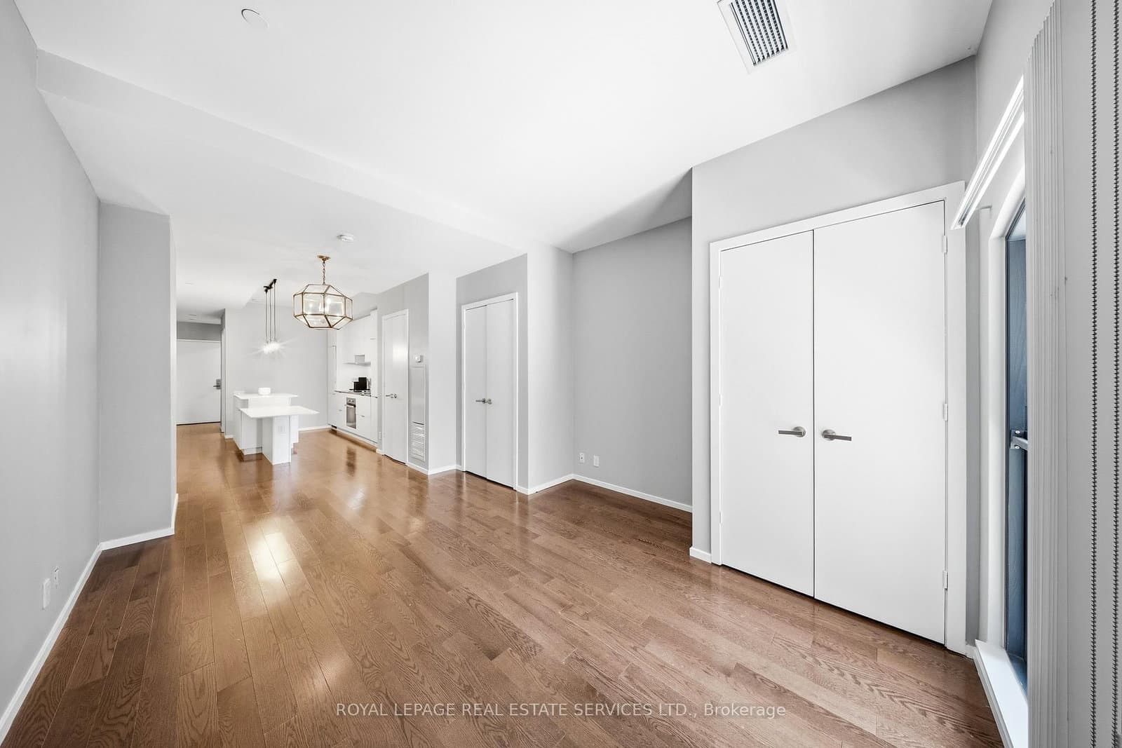 5 st joseph Street, Unit 208 thumbnail 8