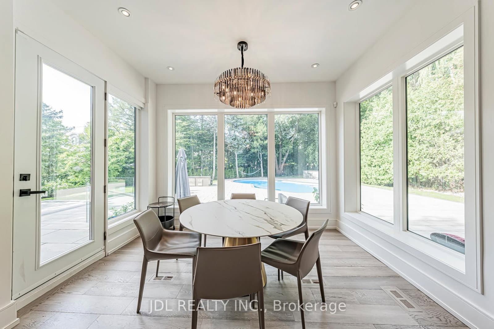 19 Fifeshire Road thumbnail 12