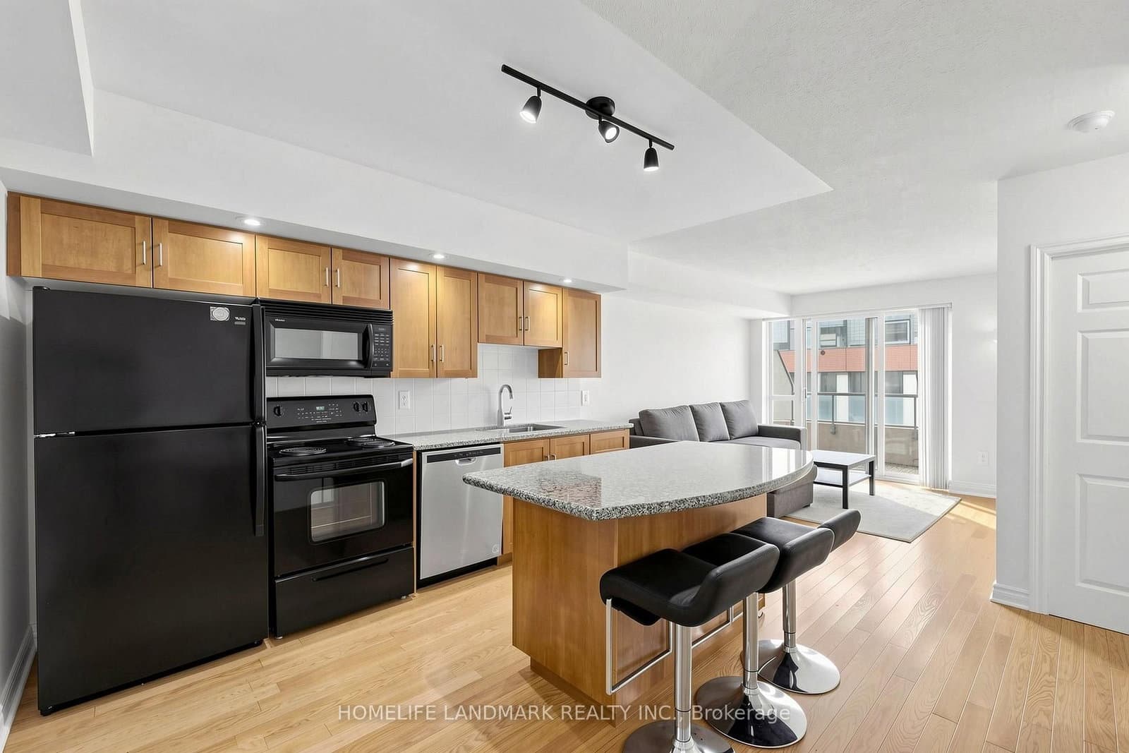 270 wellington Street W, Unit 1124 thumbnail 11