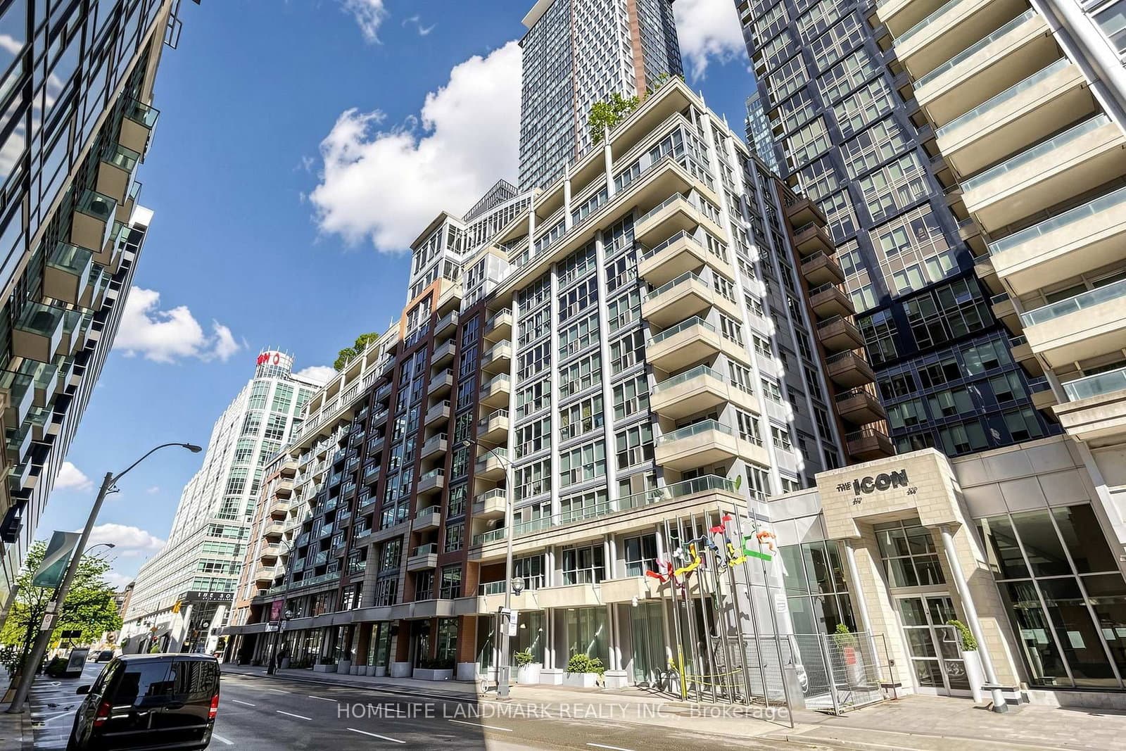 270 wellington Street W, Unit 1124 thumbnail 2