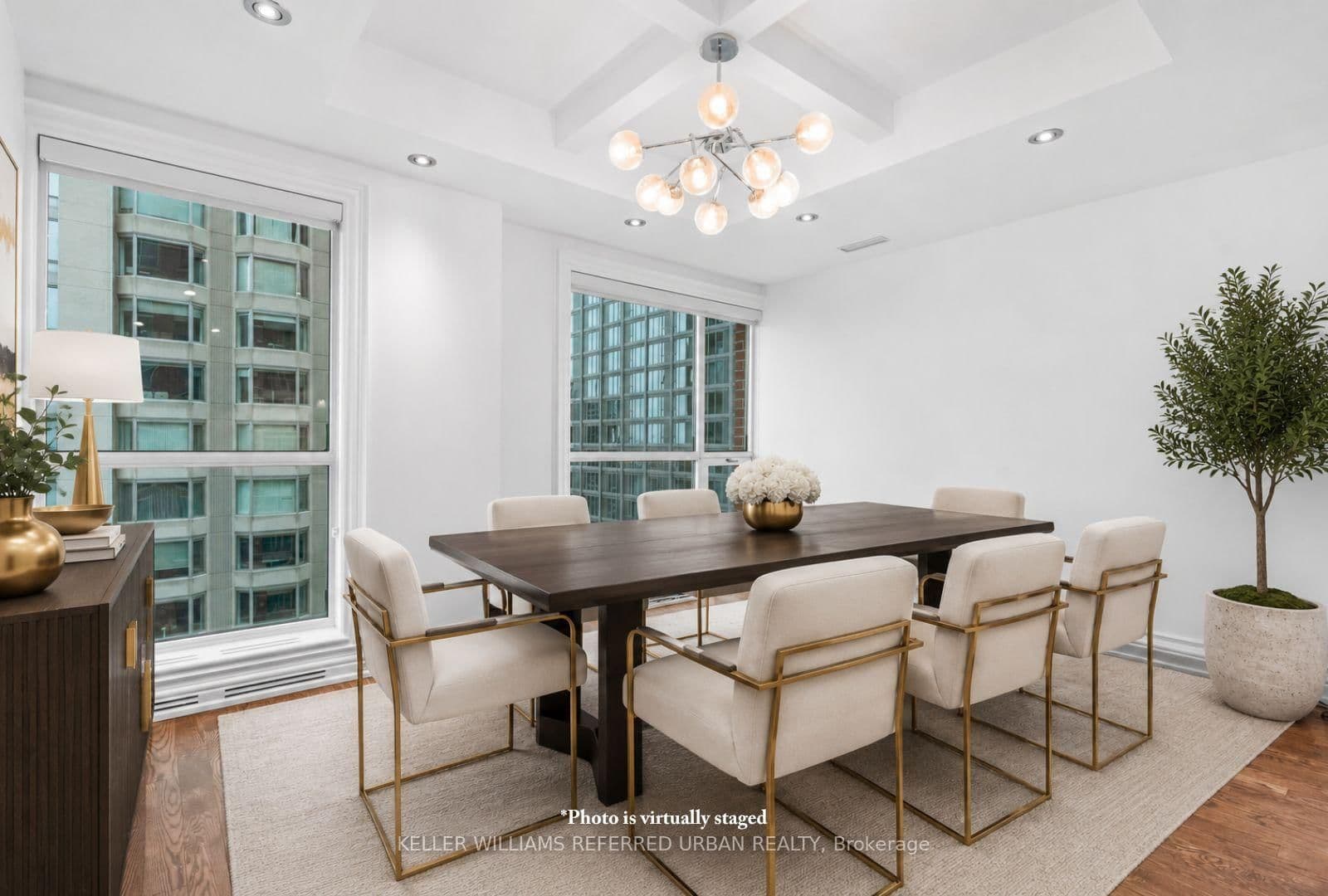 38 Avenue Road, Unit 1802 thumbnail 9