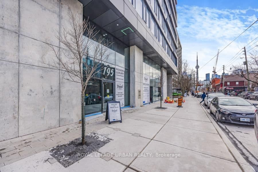 195 McCaul Street, Unit 521 thumbnail 2