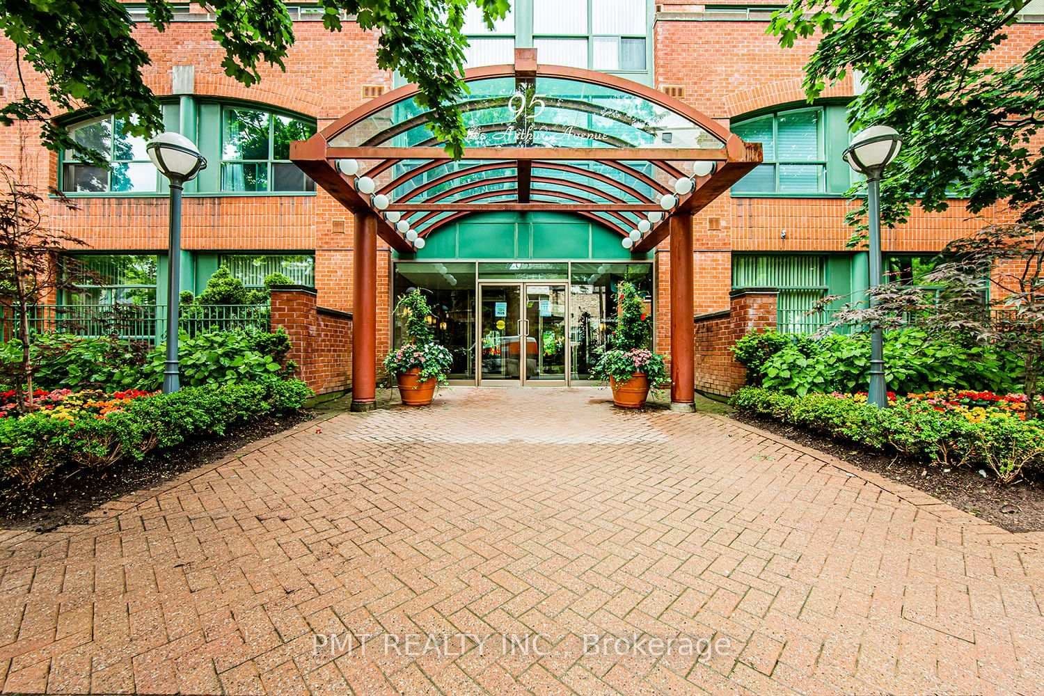 #103 - 95 Prince Arthur Avenue