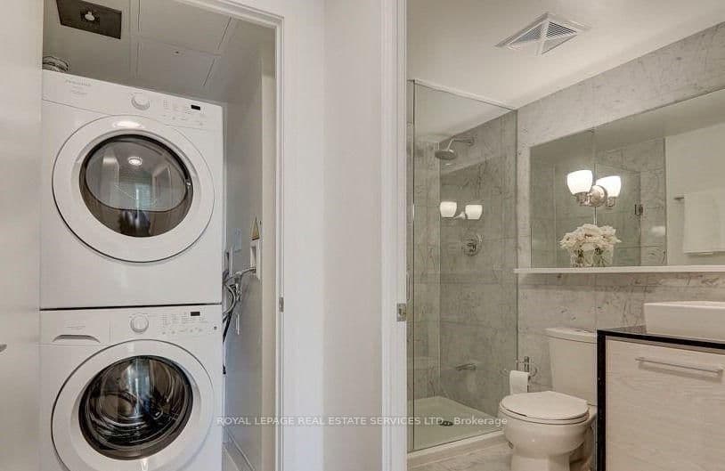121 Mcmahon Drive, Unit TH7 thumbnail 19