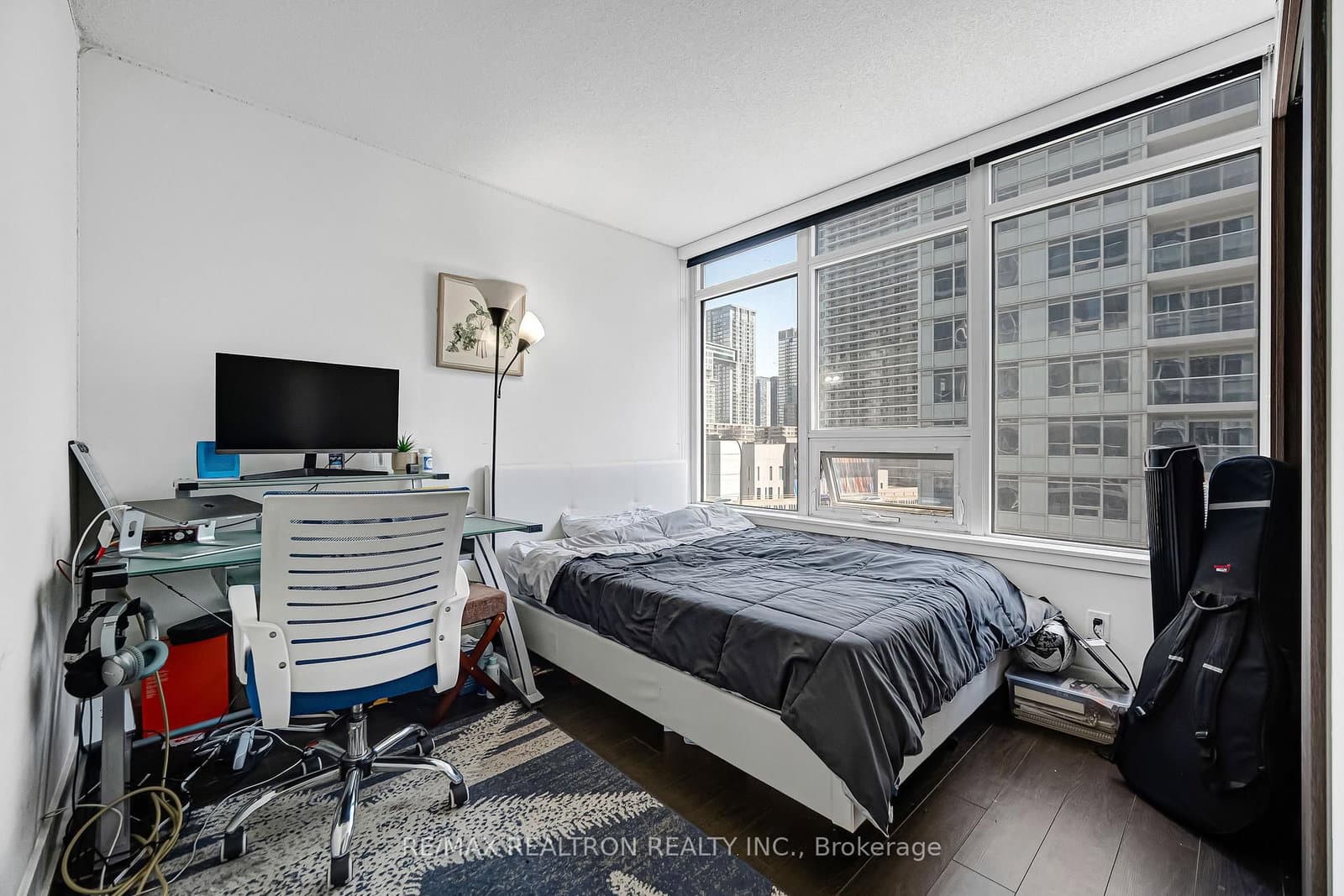 19 Bathurst Street, Unit 811 thumbnail 29