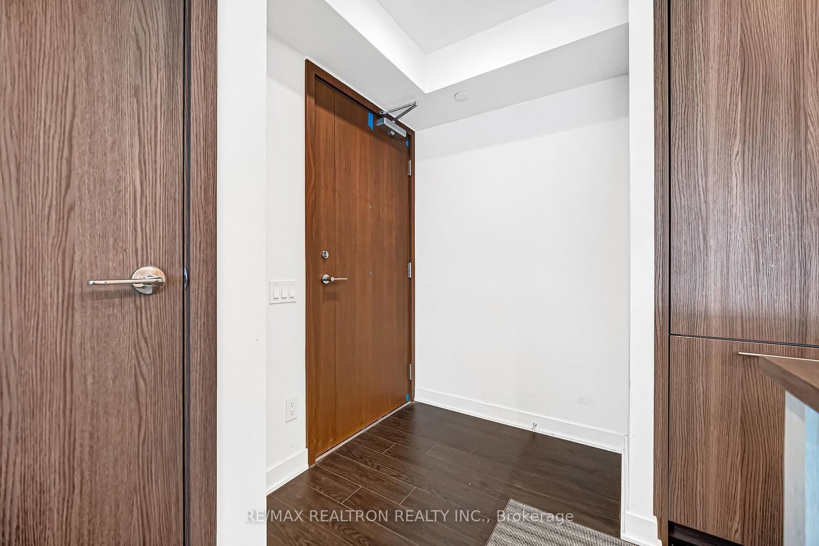 19 Bathurst Street, Unit 811 thumbnail 48