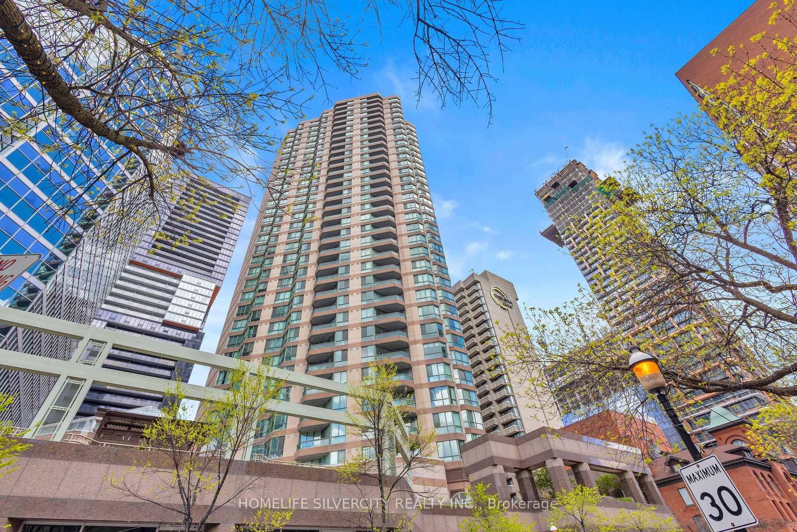 ##2900 - 38 Elm Street