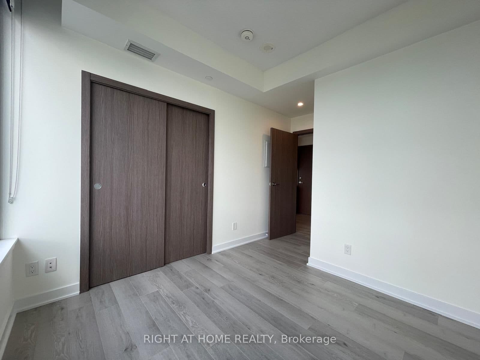 19 Bathurst Street, Unit 3205 thumbnail 7