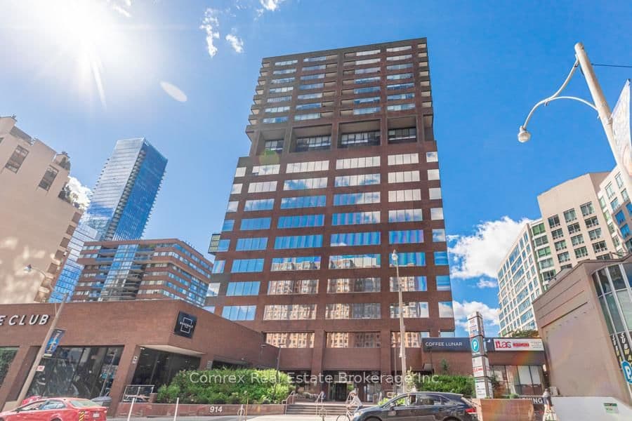 #1904 - 914 Yonge Street