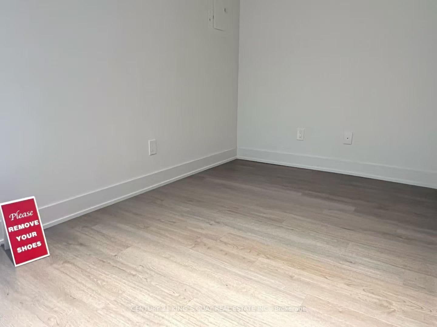8 Cumberland Street, Unit 1505 thumbnail 5