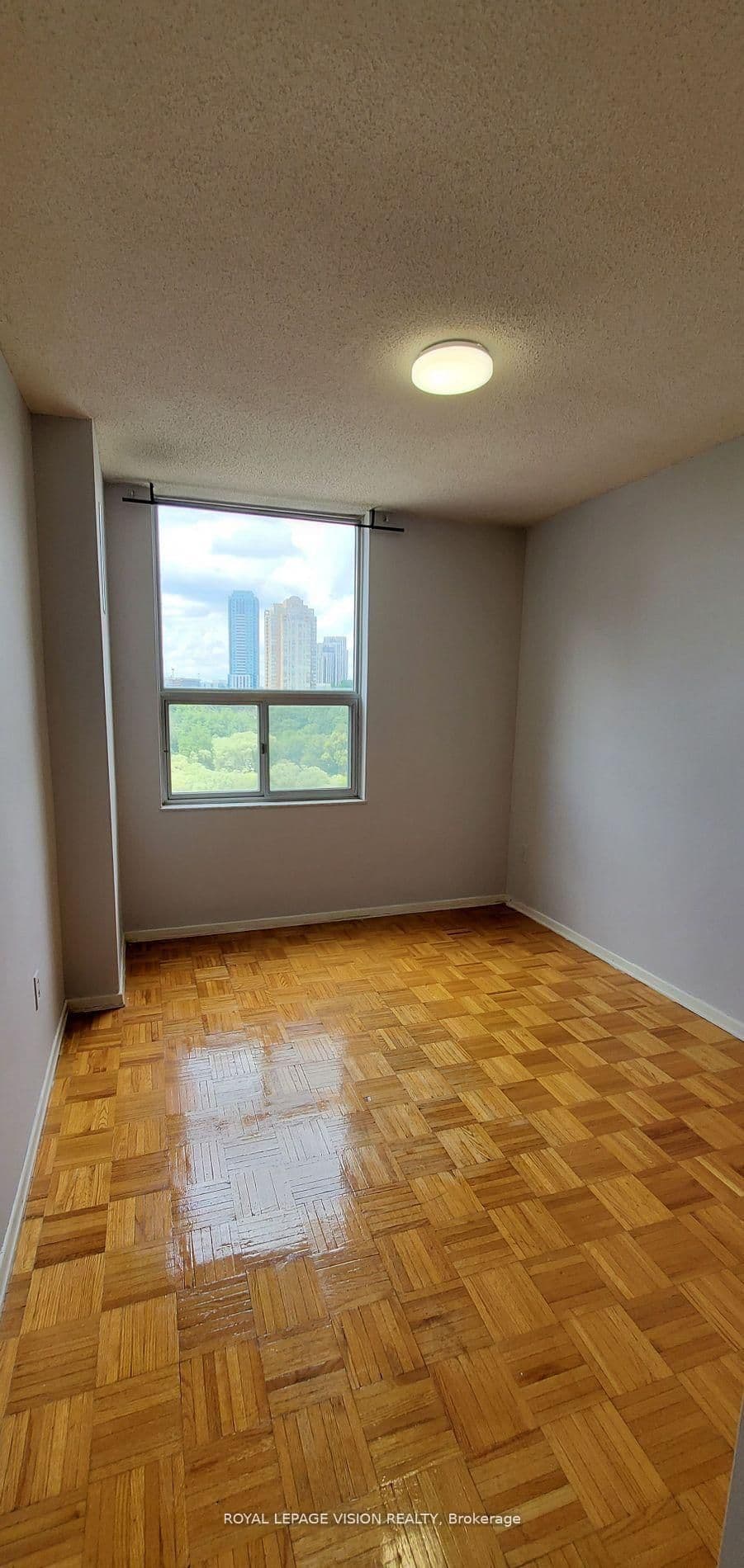 20 Edgecliff Golfway, Unit 1202 thumbnail 9
