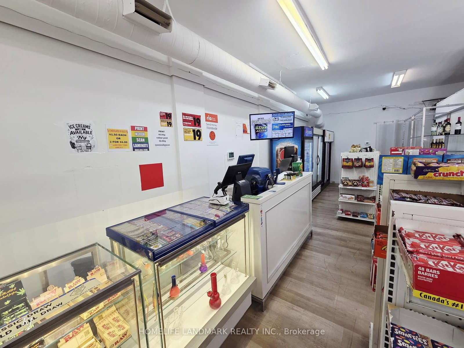 1046 Bathurst Street thumbnail 6