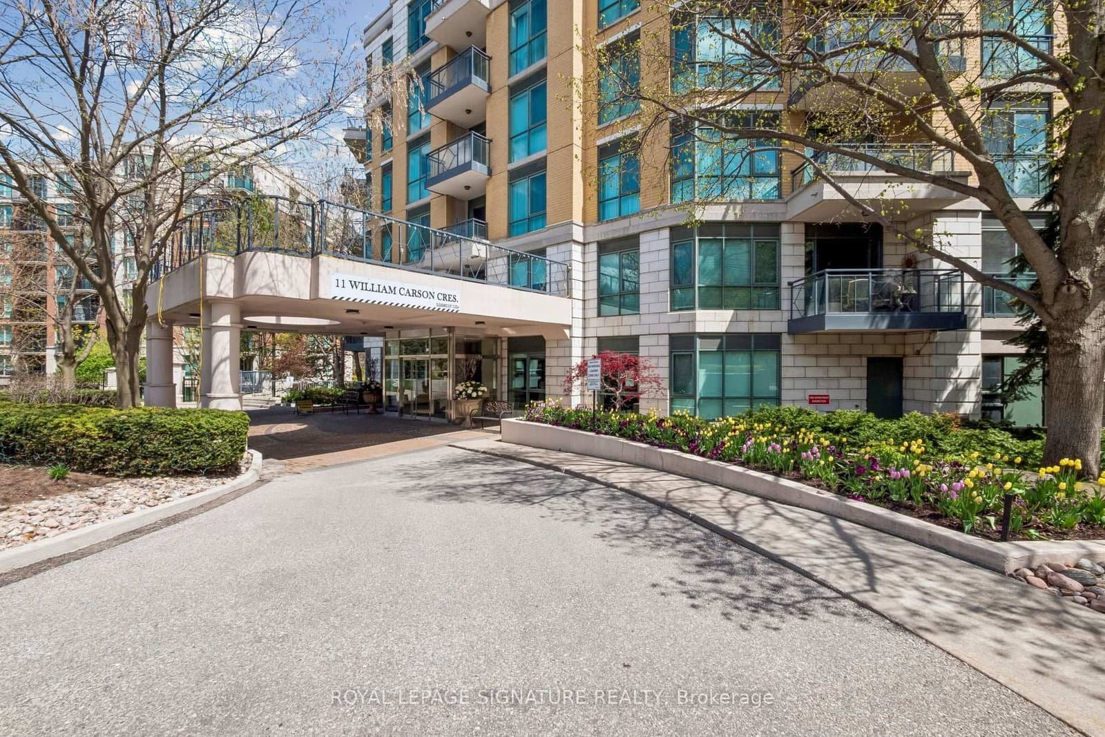 #317 - 11 William Carson Crescent