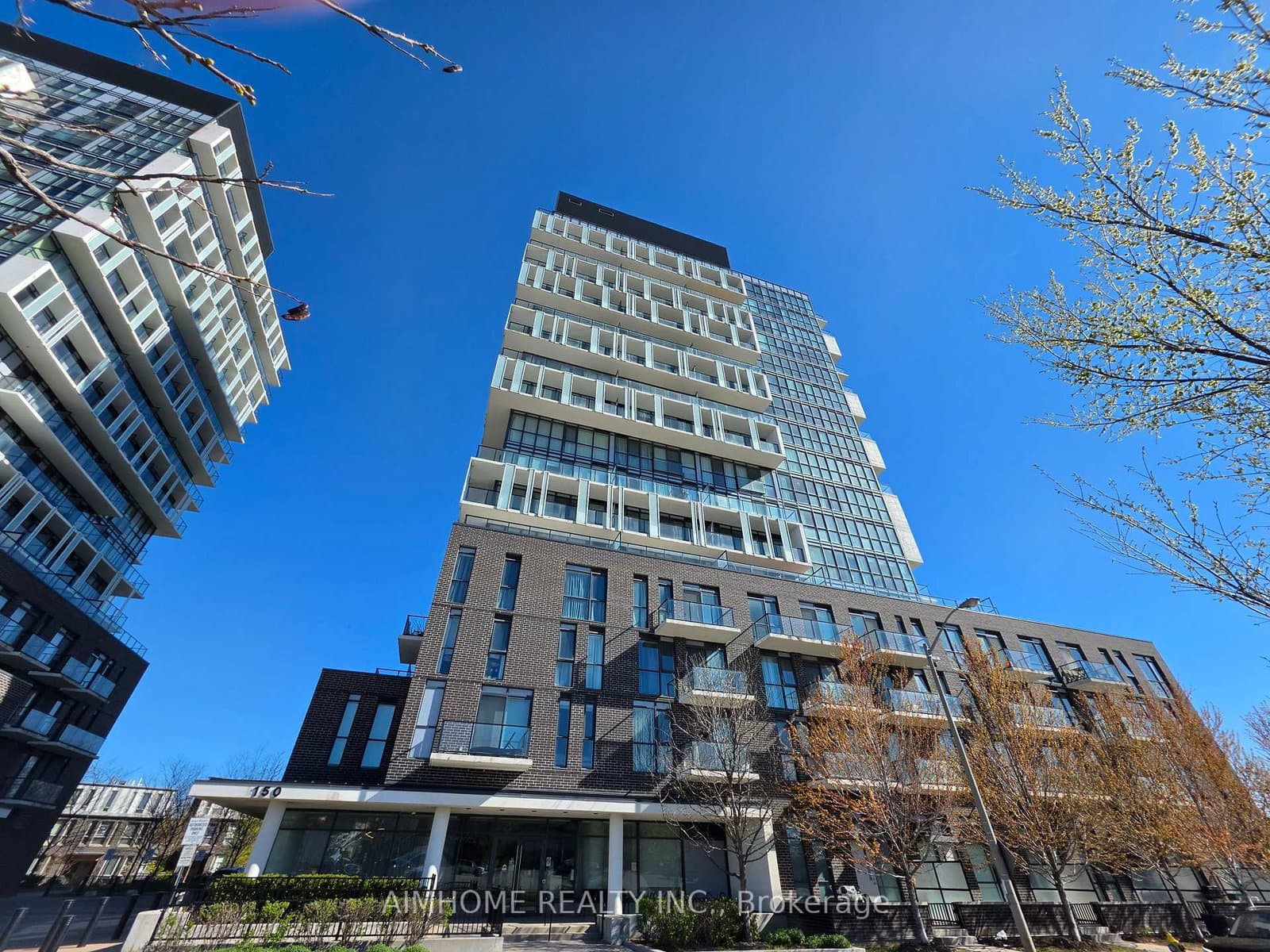 #504 - 150 Fairview Mall Drive