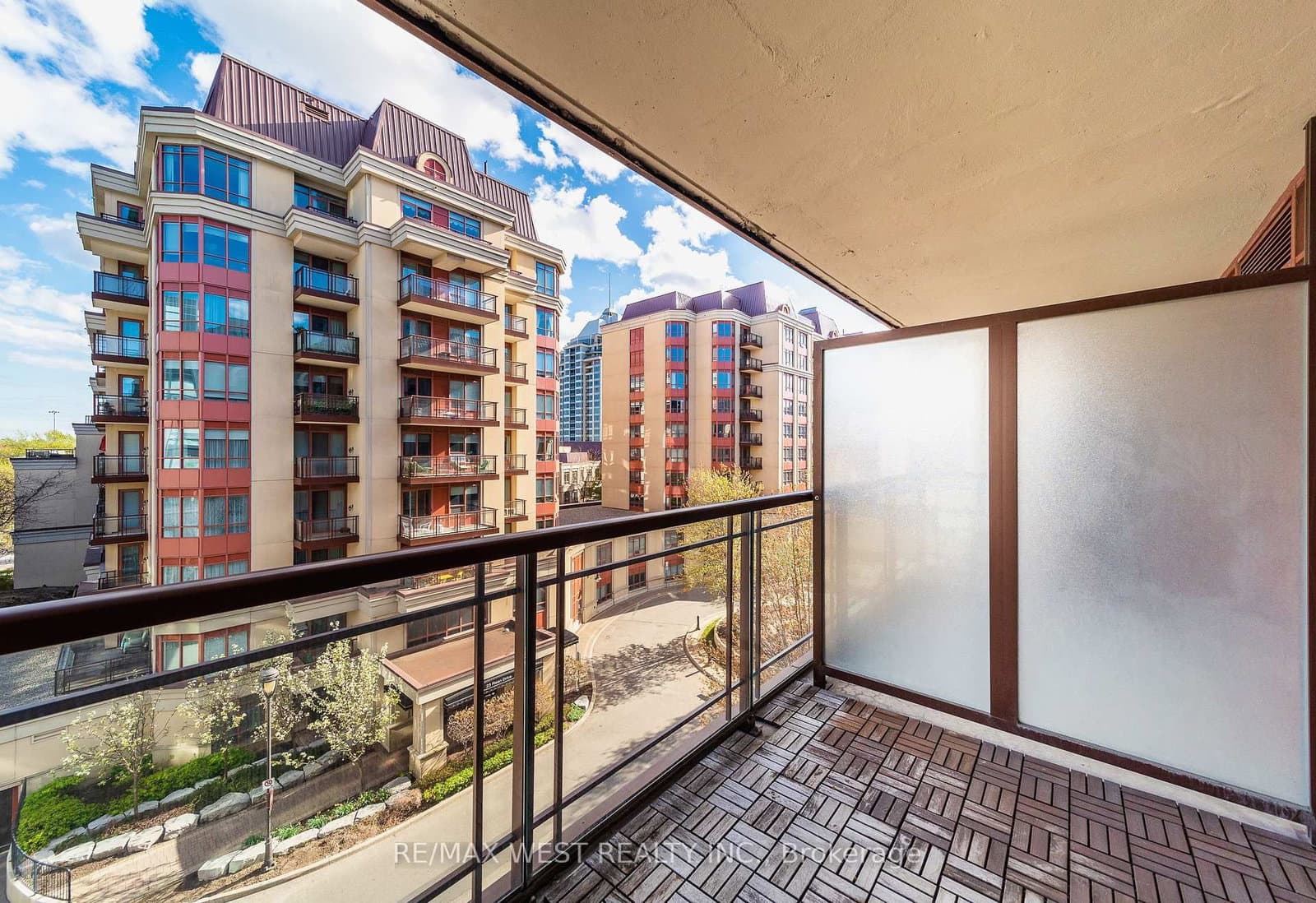 27 Rean Drive, Unit 524 thumbnail 13