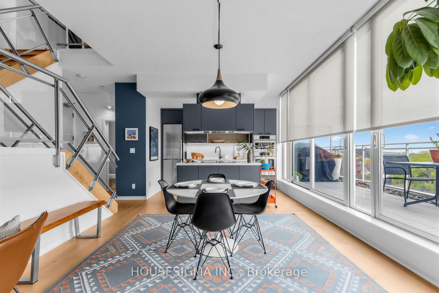 #602 - 301 Markham Street