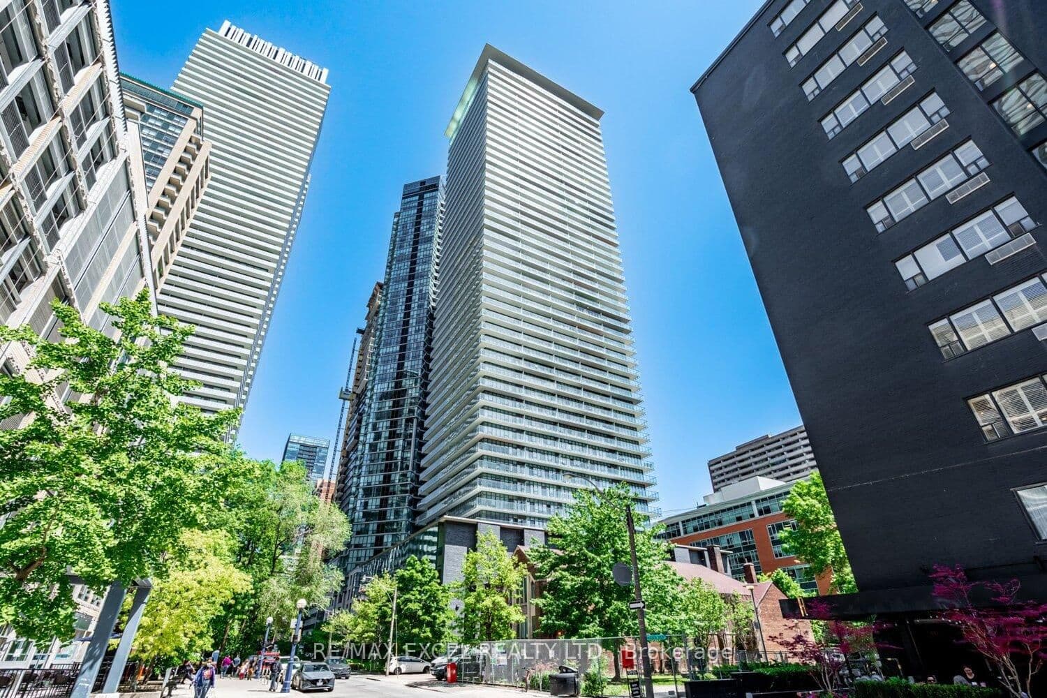 #3709 - 33 Charles Street E