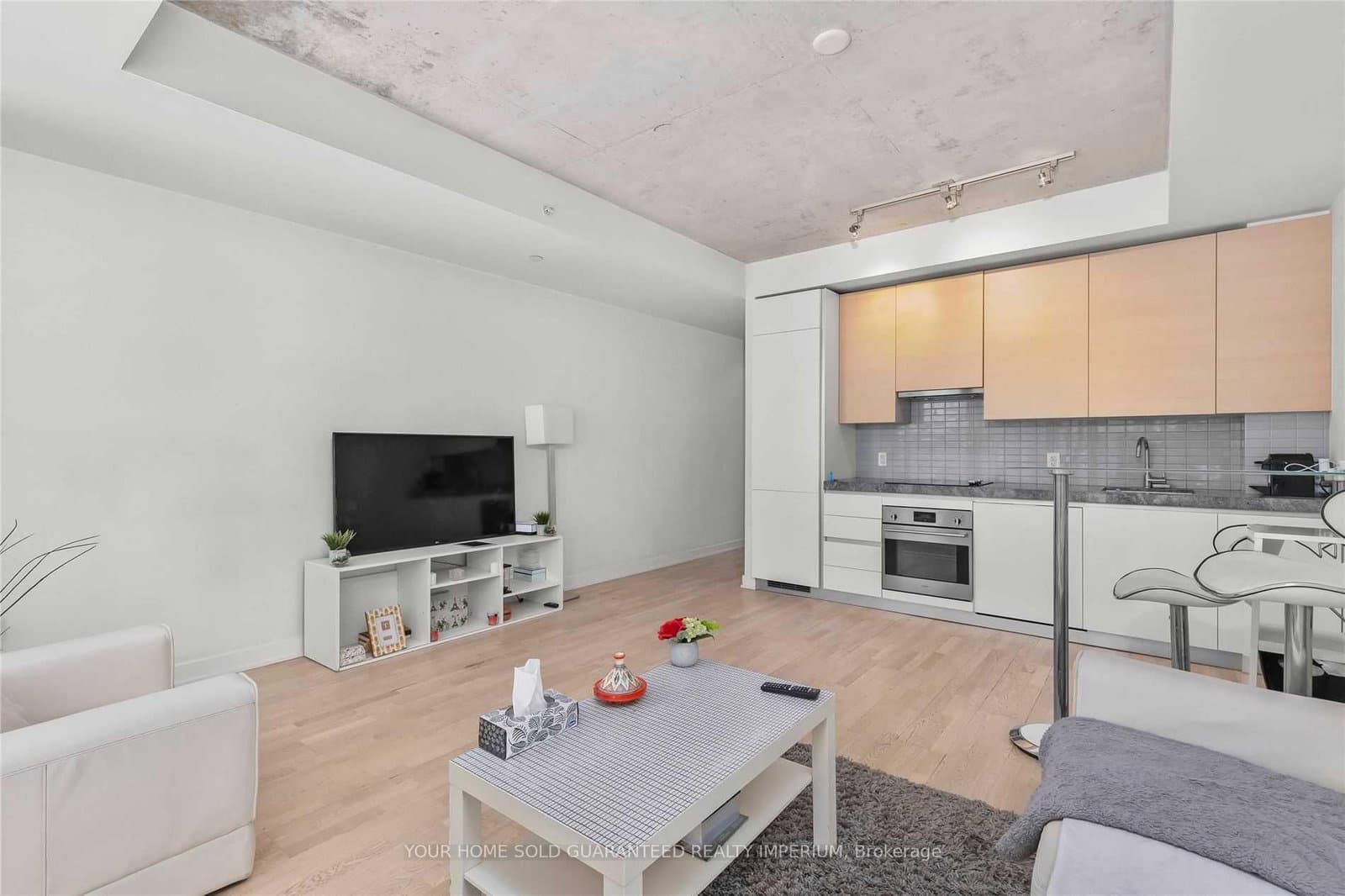 38 Stewart Street, Unit 405 thumbnail 11