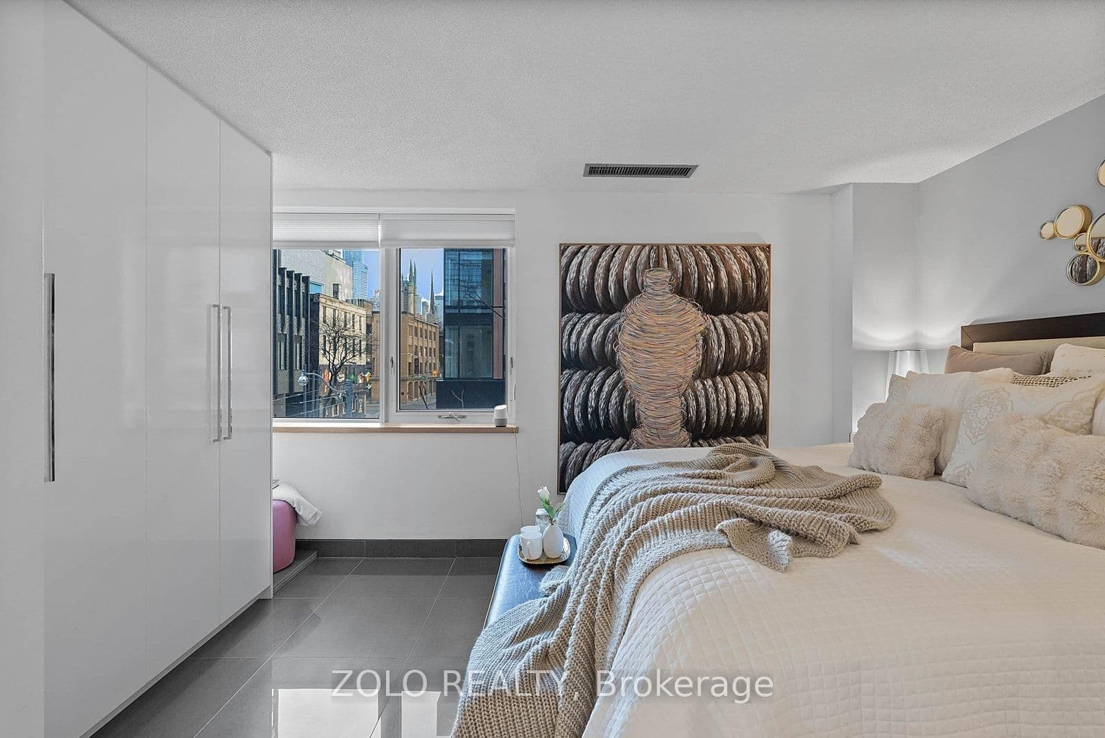 55 Lombard Street, Unit 302 thumbnail 24