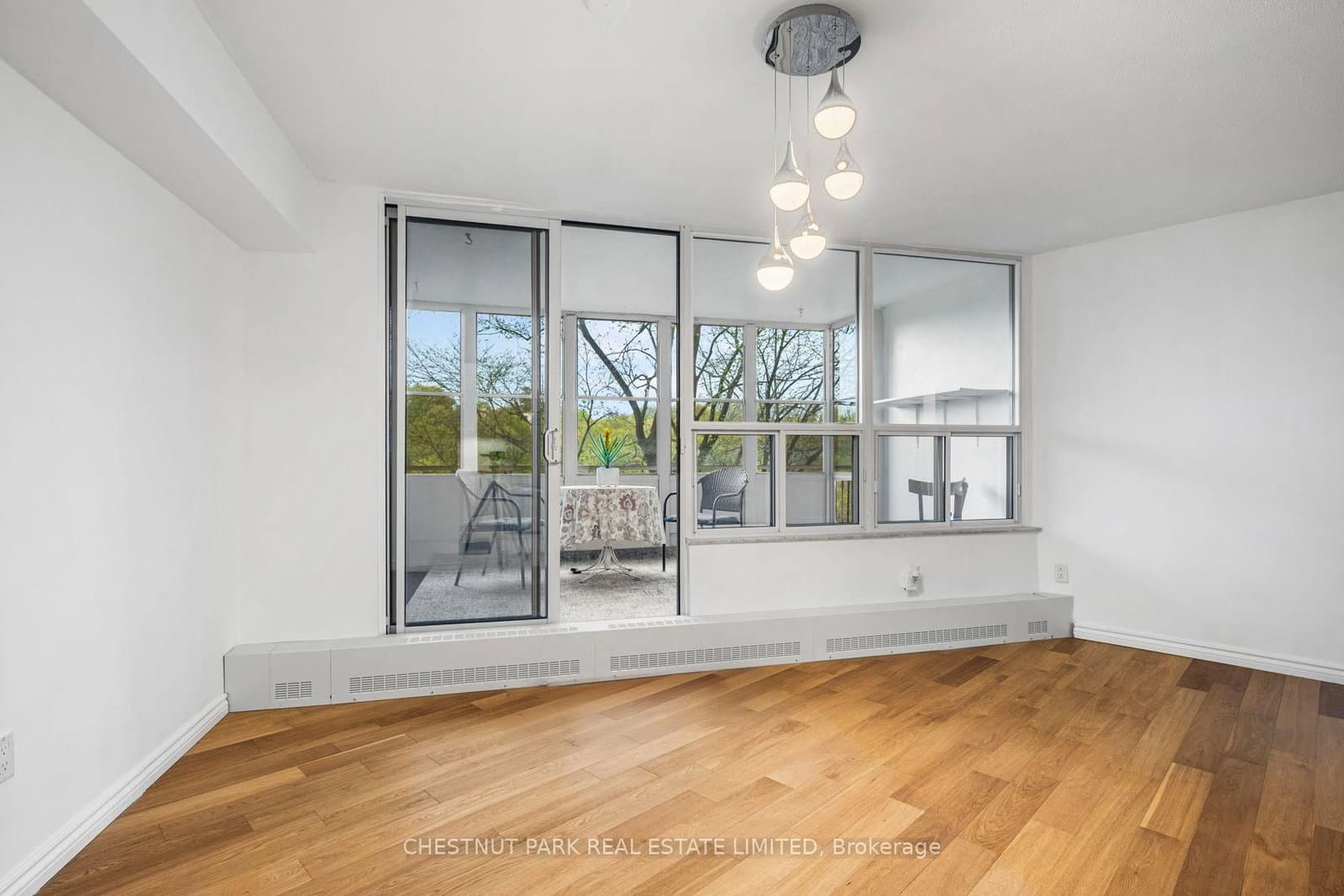 60 Pavane Linkway, Unit 206 thumbnail 16