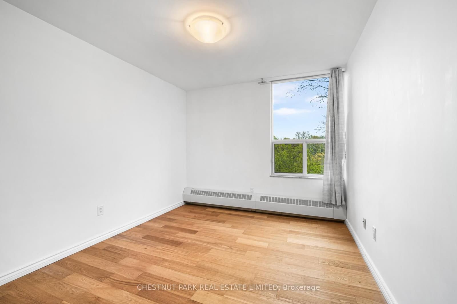 60 Pavane Linkway, Unit 206 thumbnail 32