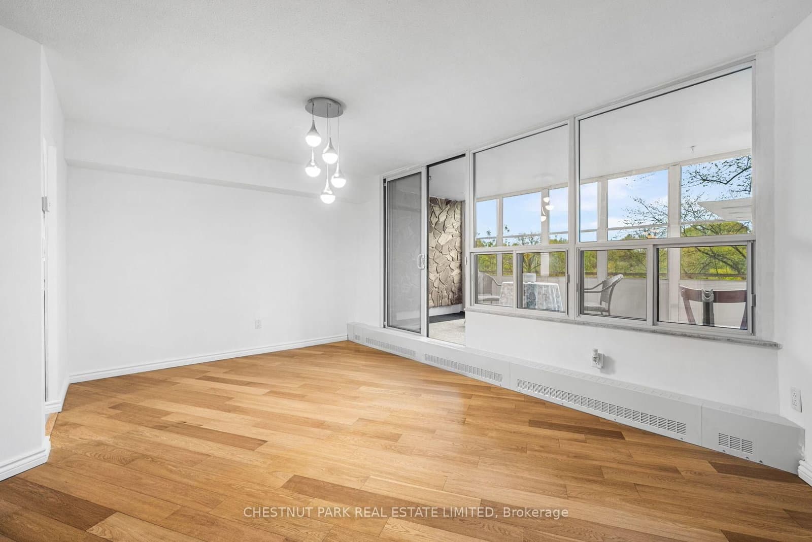 60 Pavane Linkway, Unit 206 thumbnail 9
